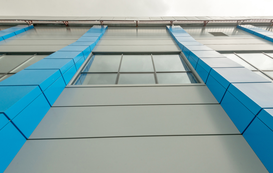 Футбольно-регбийный манеж «Искандер»