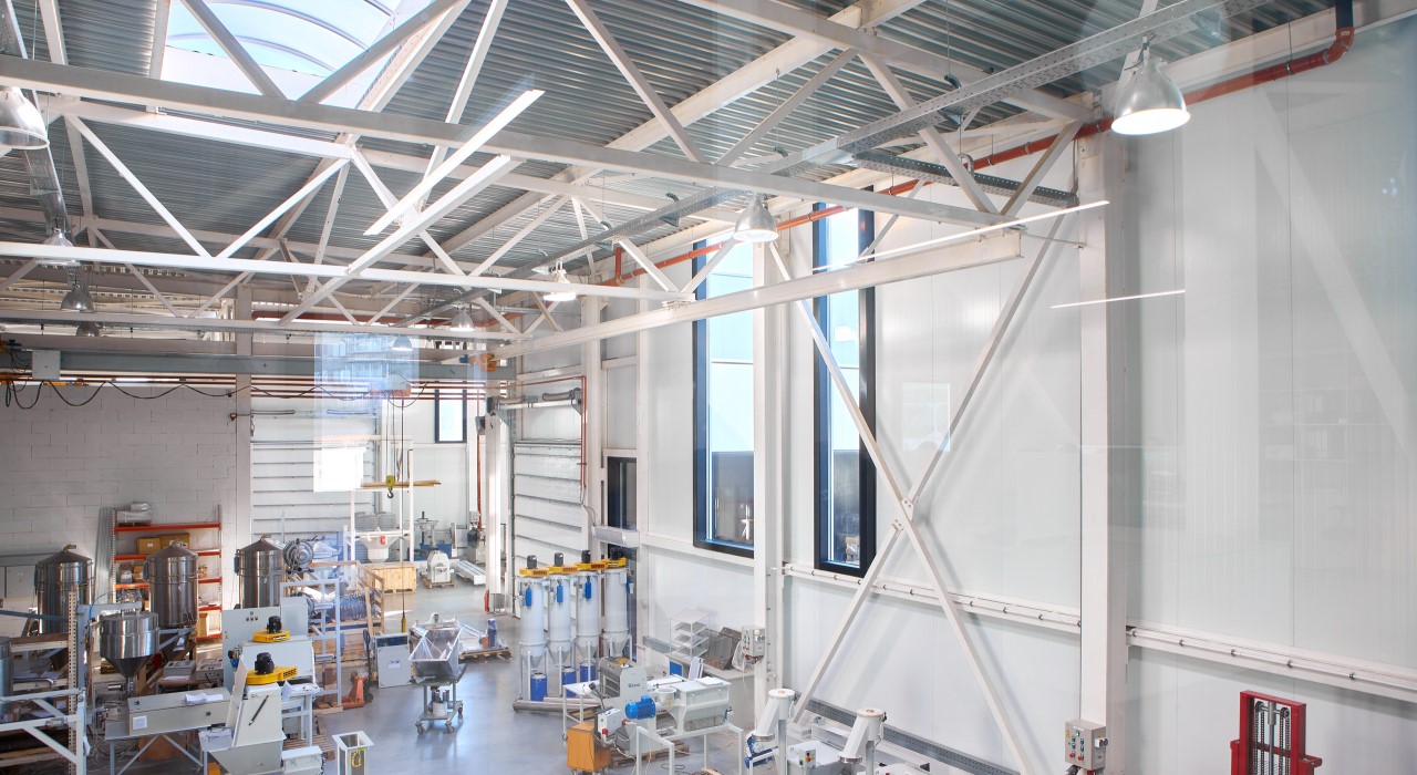 Свердловский Экспериментальный Механический Завод